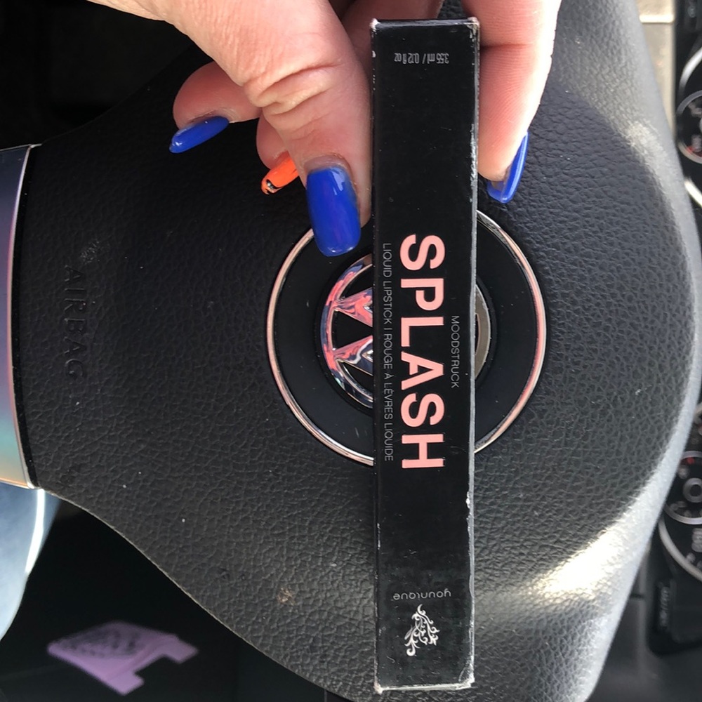 Younique brand Splash liquid lipstick-Sparkling